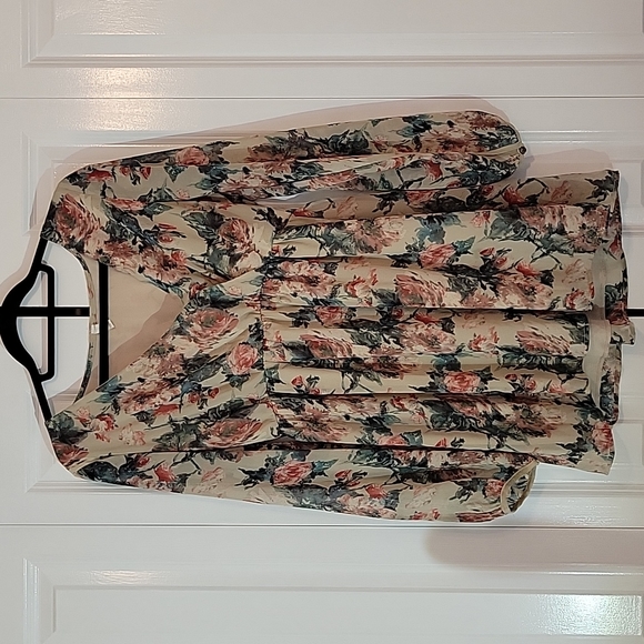 Pinkblush Tops - PinkBlush Tunic Top Blouse A-Line Size Medium Dressy Date Night Boho Chic